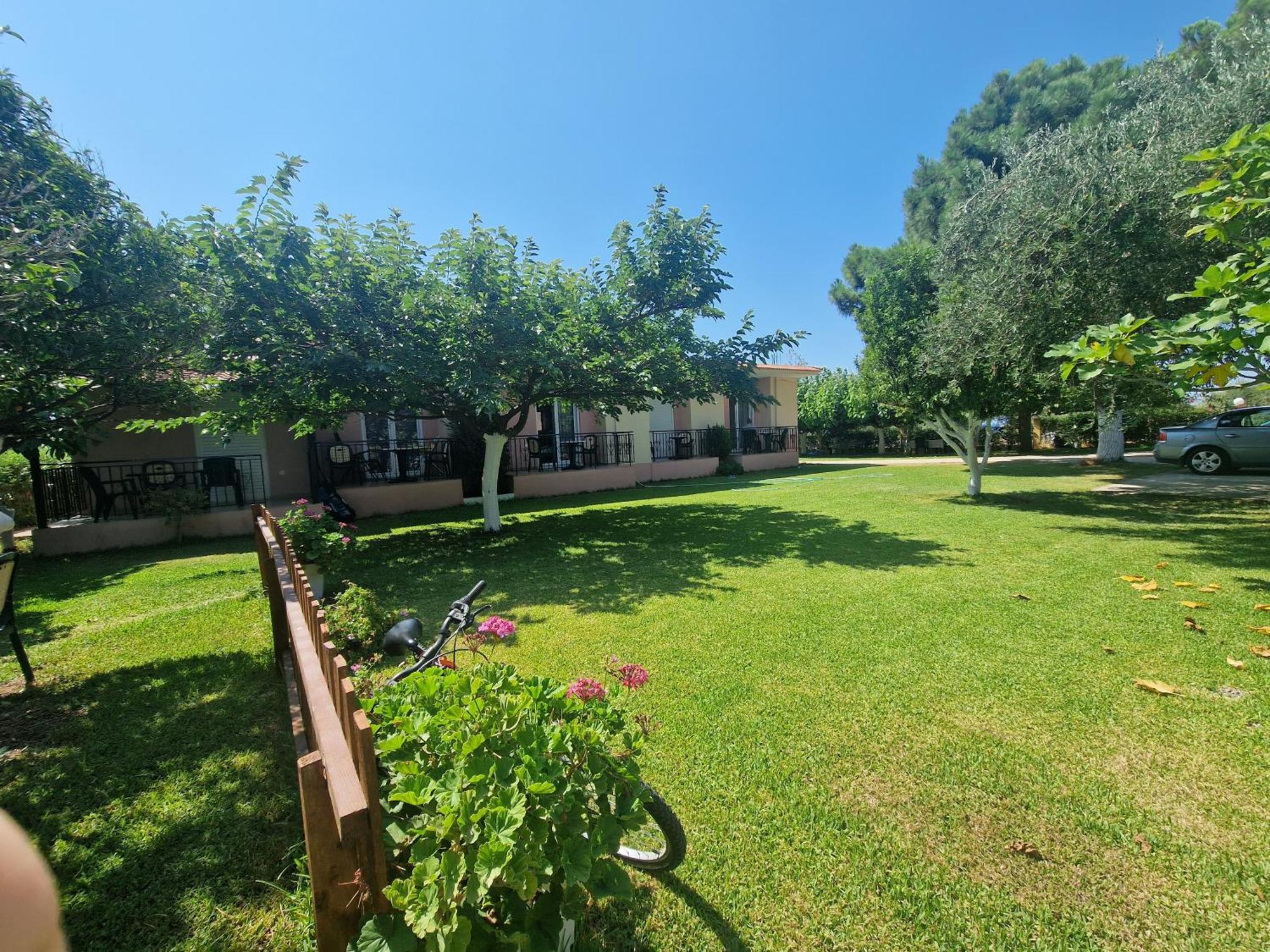 Ríza Lemi Apartments מראה חיצוני תמונה
