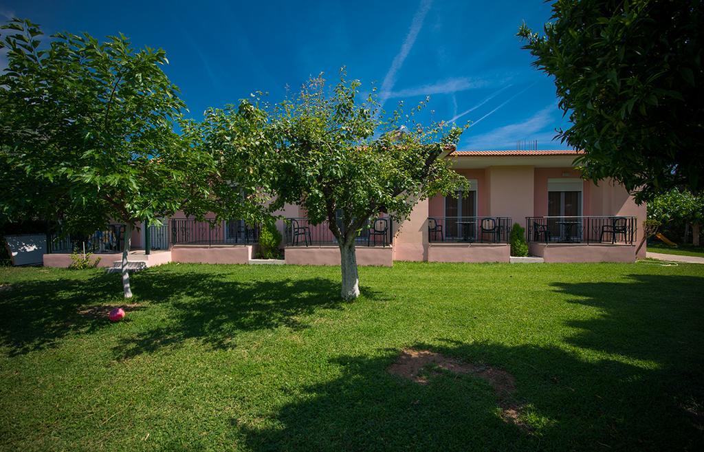 Ríza Lemi Apartments מראה חיצוני תמונה